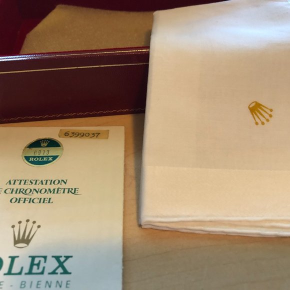 Rolex Day-Date,18 k Gold ladies watch with diamonds, with Rolex leather strap. - Picture 11 of 12